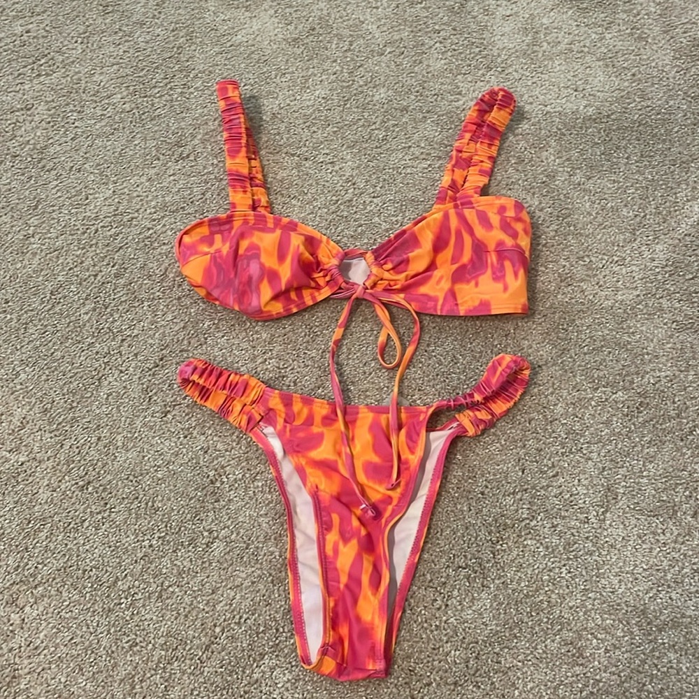 Tik tok shop size small bikini